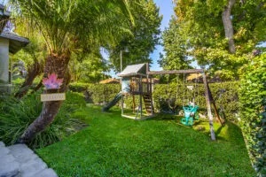 Just hit the market in Sherman Oaks….. only 979k!!